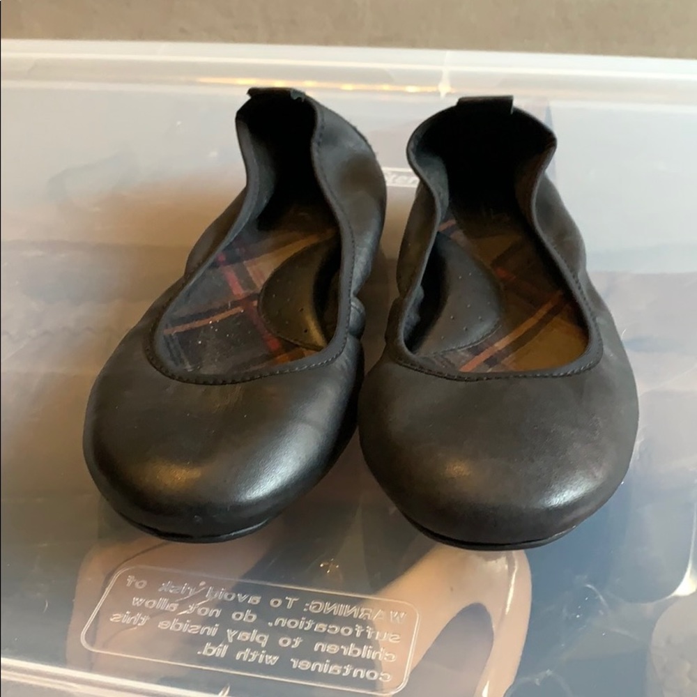 Black Born ballerina flats
